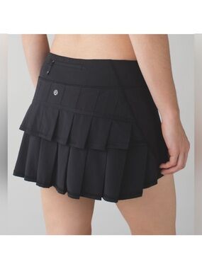 lululemon athletica Black Tiered Pleated Tennis Skort 4 Tall Long